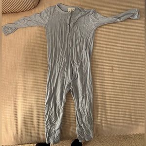 Kyte Baby Light Blue 18-24 months long sleeve onsie super soft